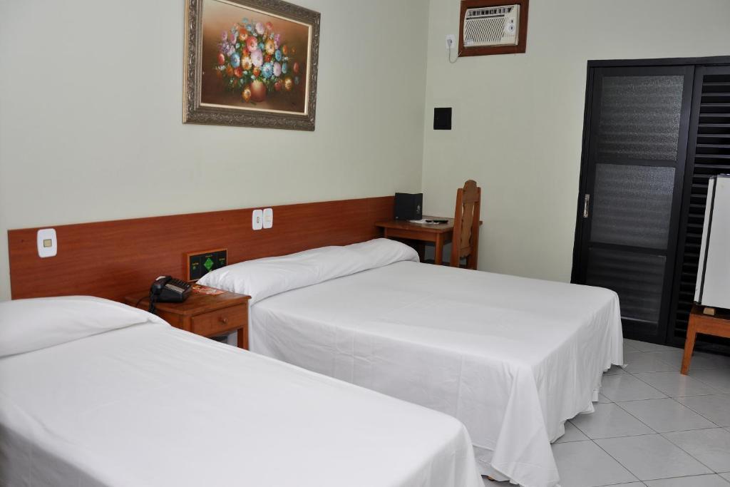 Hotel Carolina Plaza Uberaba Phòng bức ảnh